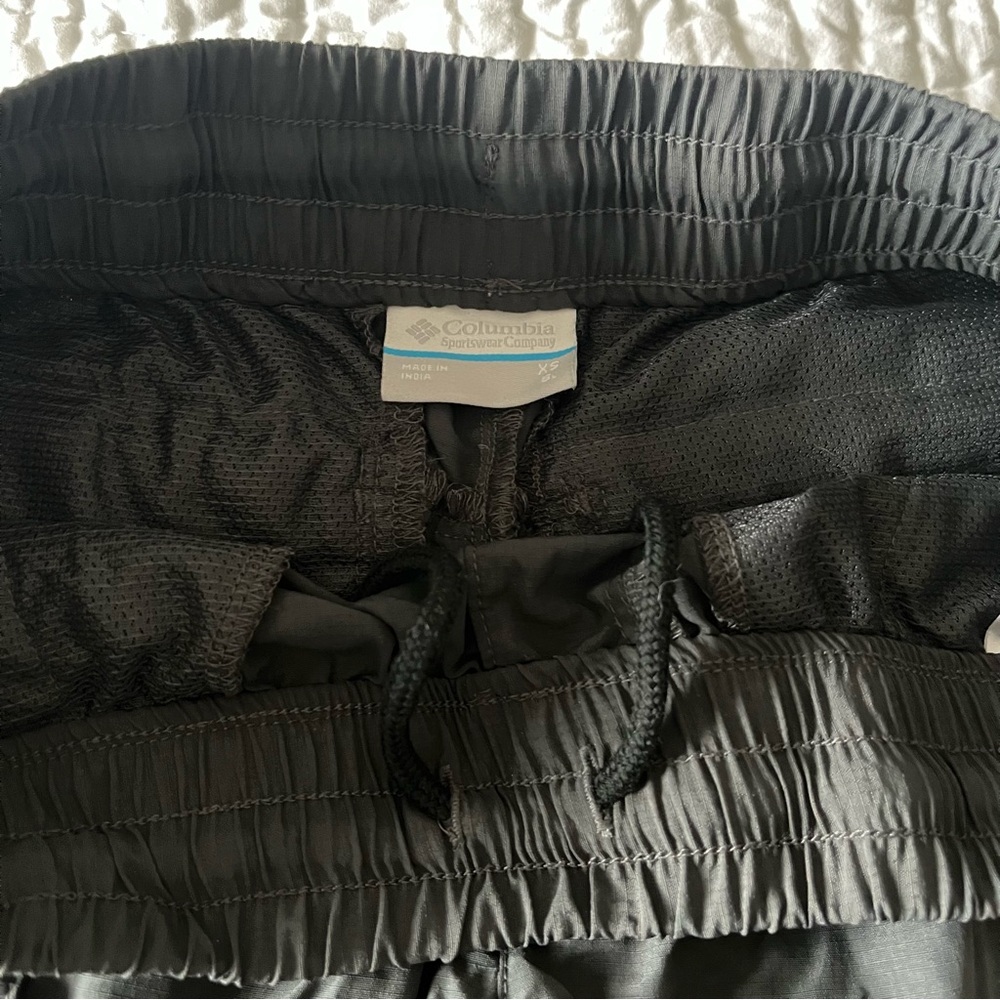 Columbia Shorts - Picture 6 of 7